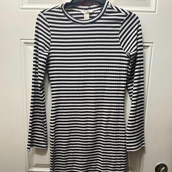 H&M Black and White Striped Sweater Dress Size S - Picture 1 of 2